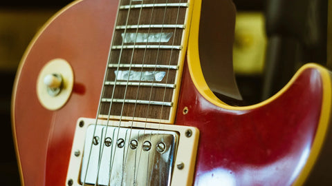 What Makes 1950s–1960s American Vintage Guitars So Valuable?