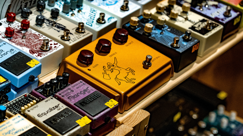 PEDALS, EFFECTS & PARTS