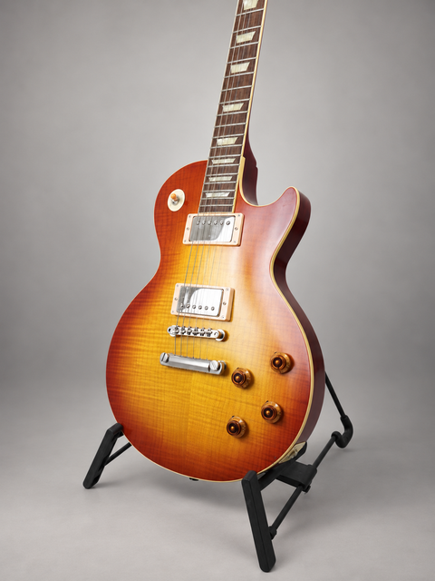 25018 Tokai LS 135 Love Rock Model Japan 2005 – angled body close-up