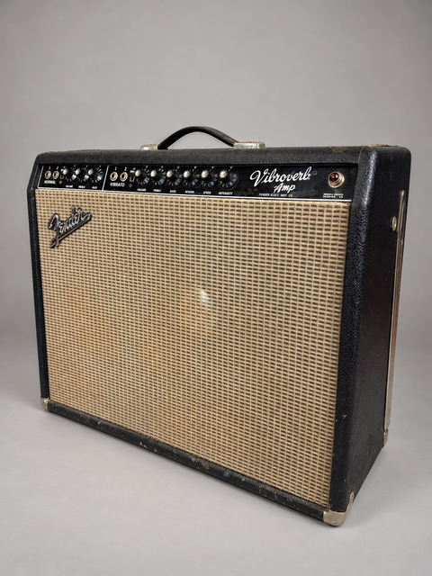 26057 Vintage Fender Vibroverb Factory JBL Speaker USA 1964 – angled combo amplifier