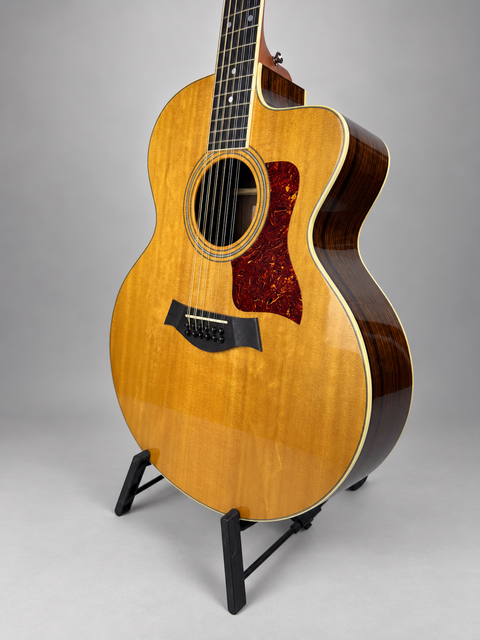 26234 26234 Taylor 455-RCE 12-String – angled body detail with stand