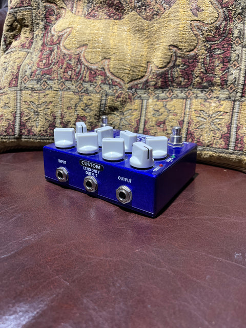 Mad Professor Dual Blue Delay Custom - FIN 2017