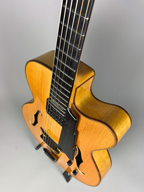 Eastman John Pisano AR880CE - CHN 2007