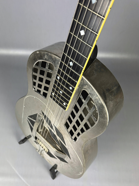 Beeton Style A Tricone Serial #01 : AUS 1997