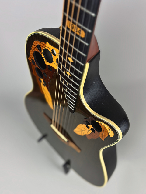 Ovation Collector's Series 1984-5 - USA 1984