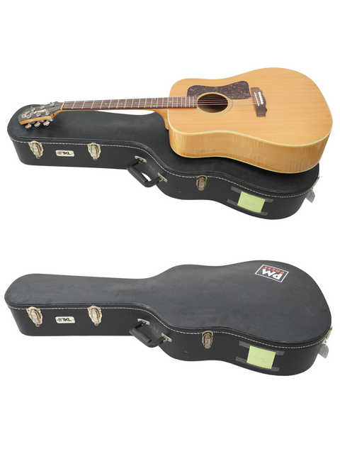 A beautiful display of two Guild D030A07 Dreadnought guitars from 1987 in a case, an essential find for guitar lovers.