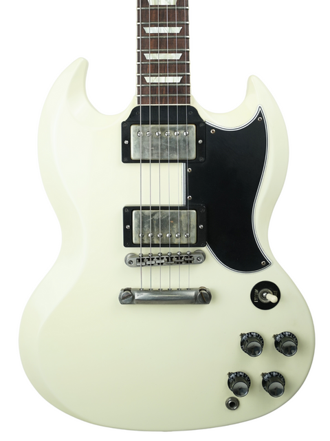 White electric guitar, Gibson Custom Shop Les Paul SG Standard, featuring a stylish black pickguard.