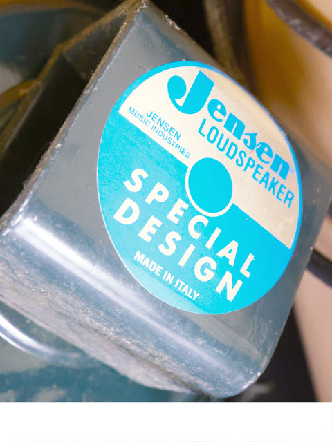 Blue and white sign reading "Special Design," linked to the Victoria Victorilux 3x10 Combo Amplifier from the USA, 2005.