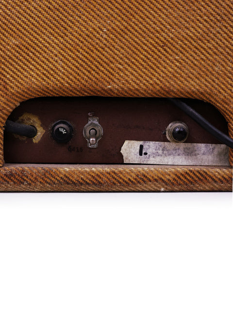 Detailed image of the inside of a 1952/53 Fender Bassman amplifier, highlighting its vintage circuitry and craftsmanship.