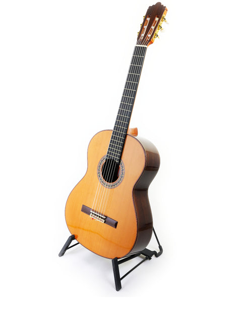 Ramirez 4NE guitar, made in Spain in 2012, set against a simple white backdrop.