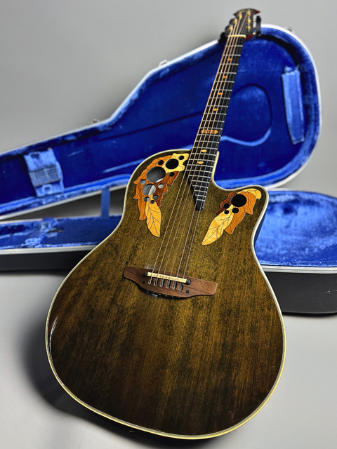 Ovation Collector's Series 1984-5 - USA 1984