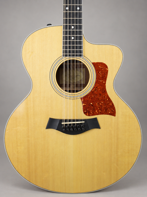 24097 Taylor 455ce 12-String USA 2011 – body front detail