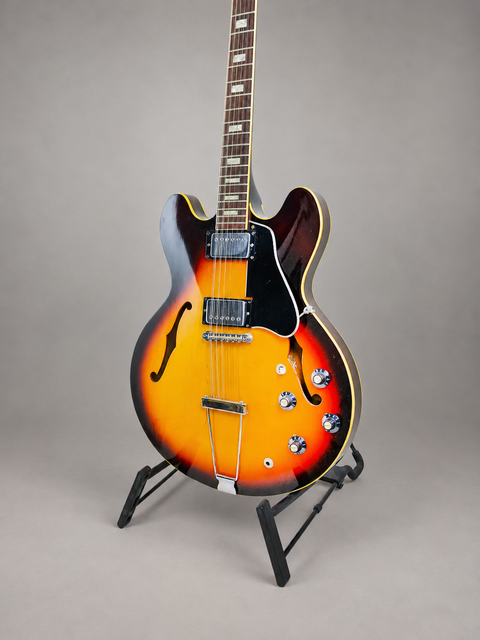 Vintage Gibson ES-335 12-String - USA 1967 — original-angle stand view 08