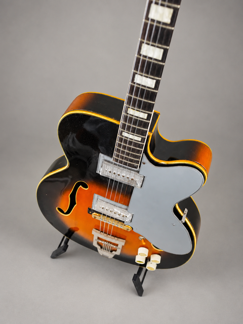 Vintage Kay Barney Kessel Jazz Special - USA 1959 — original-angle stand view 09