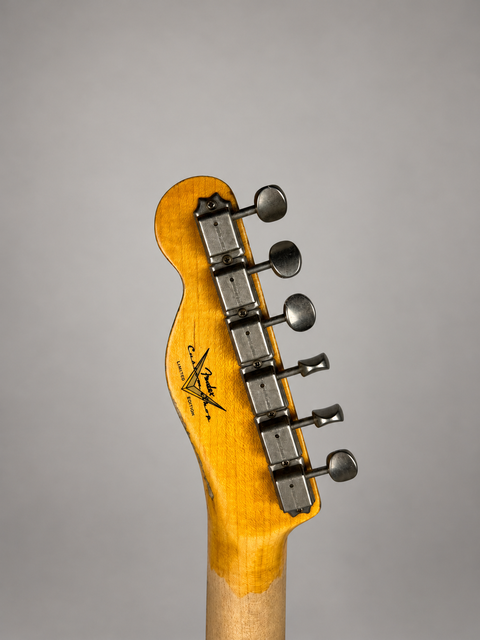 Fender Custom Shop Limited Edition '63 Telecaster Heavy Relic Super Faded Aged Olympic White - USA 2018, photo 6 of 13