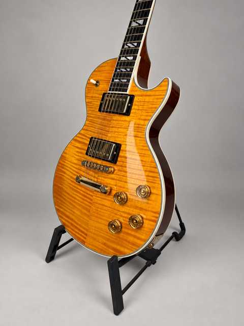 26232 26232 Gibson Les Paul Supreme – angled detail 8
