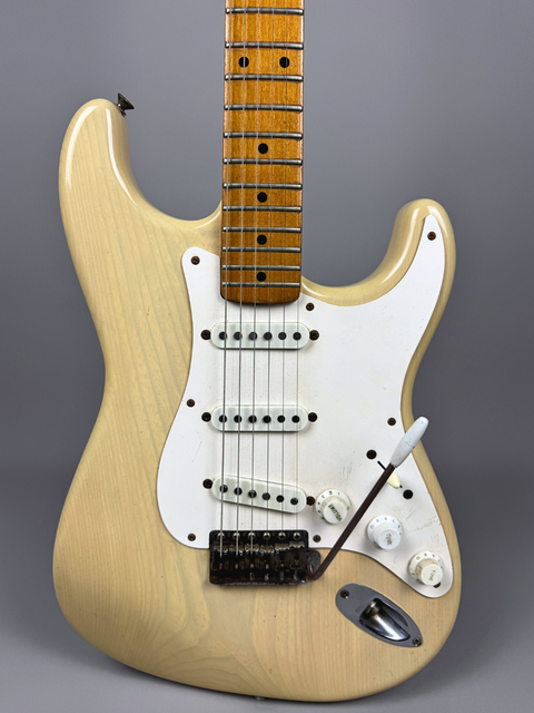 Vintage Fender Stratocaster Refinish - USA 1954