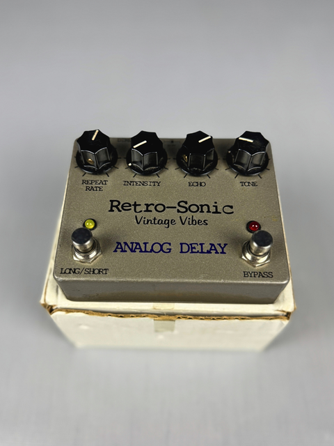 Retro-Sonic Vintage Vibes Analog Delay - Canada