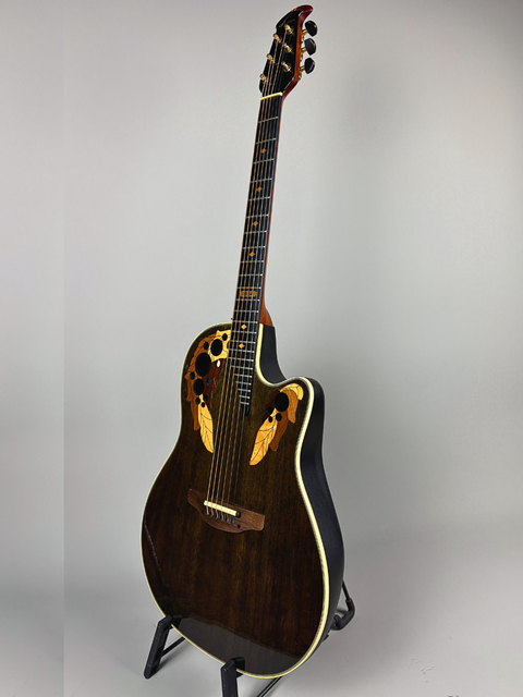 Ovation Collector's Series 1984-5 - USA 1984