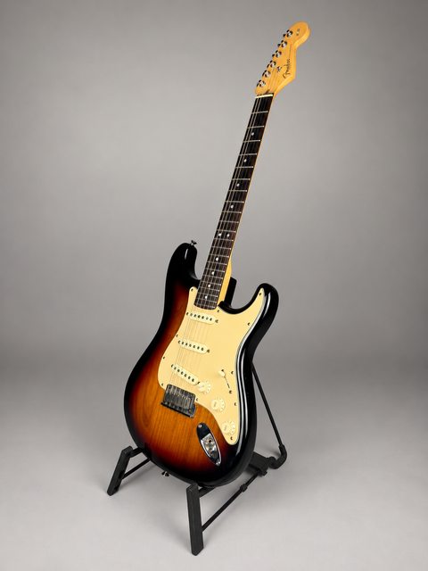 Fender 60th Diamond Anniversary American Series Stratocaster - USA 2006, photo 7 of 13