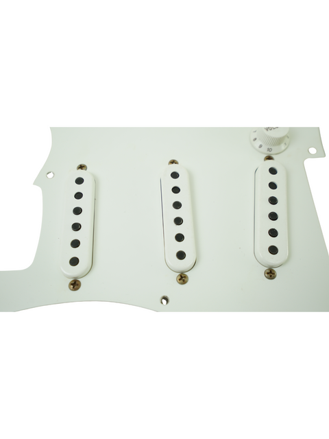 White pickup cover featuring four holes, designed for Fender Custom Shop 1955 Relic Stratocaster Loaded Pickguard.