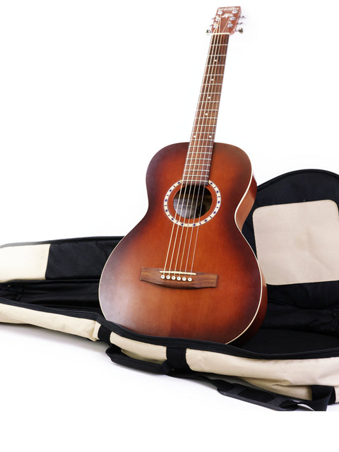 Art & Lutherie AMI Cedar – Canada 2007