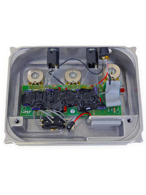 An intricate circuit board with various wires and electronic components, representing the Klon Centaur Silver "Non-Horsie" from 2006.