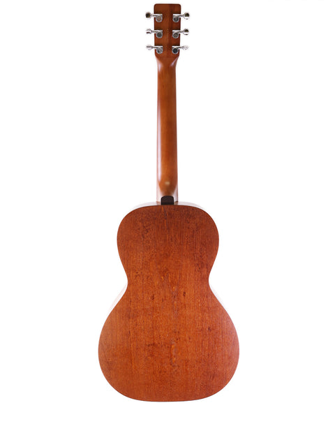 Back view of Art & Lutherie AMI Cedar guitar, displaying the smooth mahogany finish.