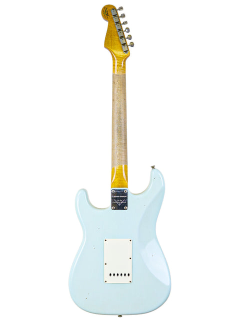 Fender Custom Shop '59 Stratocaster Journeyman in sunburst finish, showcasing its classic design and craftsmanship.