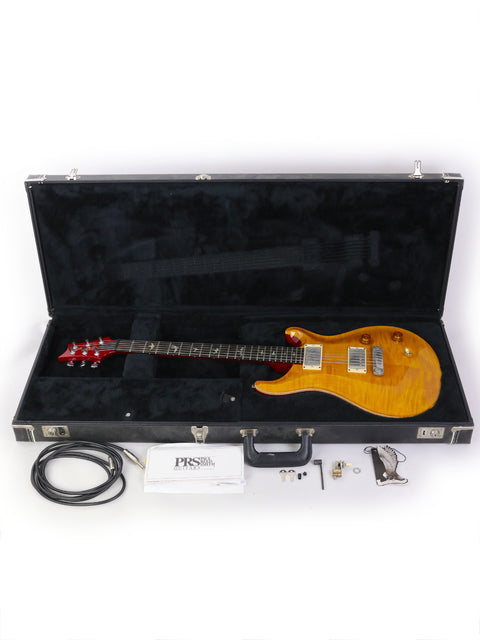 PRS Custom 24 electric guitar, Paul Reed Smith, USA 2005, featuring a stunning body and intricate details.