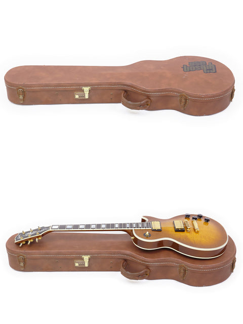Sturdy black hard case for a 1994 Gibson Les Paul Custom, showcasing a plush lining and secure closure for safe transport.