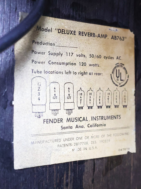 Vintage 1967 Fender Deluxe Reverb 22 Watt Combo Amplifier, showcasing classic design and exceptional sound quality.
