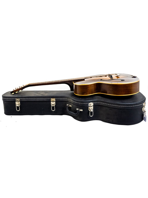 Vintage Epiphone Masterbilt Zenith guitar case featuring a wooden body and neck, showcasing its 1935 craftsmanship.