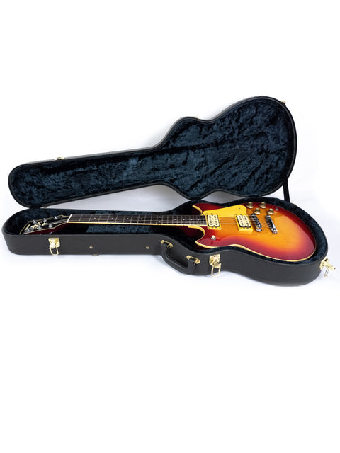 Vintage Yamaha SG 800S guitar case with a stunning sunburst finish, highlighting its classic 1981 design from Japan.